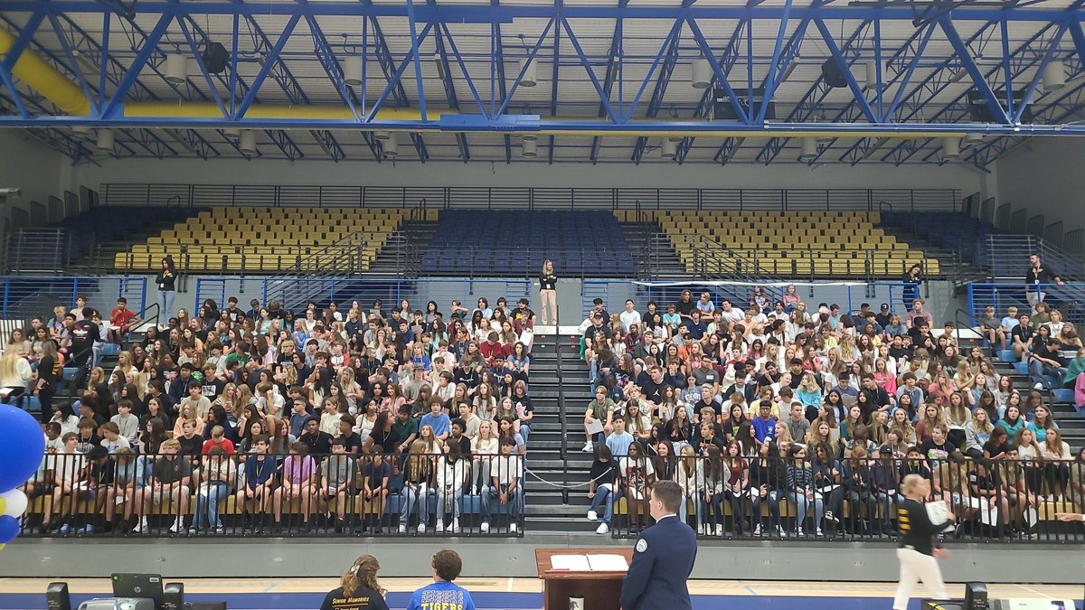 NoronaSelvidge's tweet image. MCHS Tigers @ Freshman Orientation
Great energy! Can’t wait for school to start tomorrow! #oneteamonedream #mcsdbettertogether