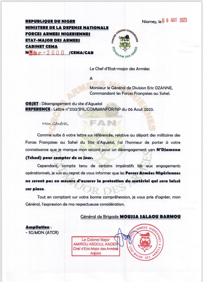 #Niger la lettre d’autorisation du vol dénoncé par la junte, il est à noter quand même le ton et le contenu signé par le général Barmou, l’allié d’hier, familier des officiers français et américains