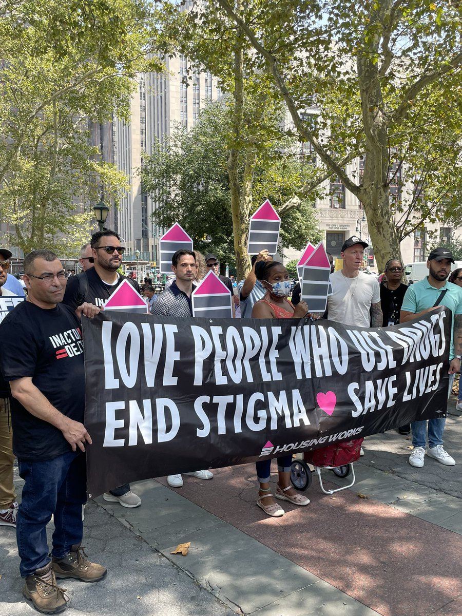 housingworks's tweet photo. Yesterday, the US Attorney for the Southern District made a statement threatening to “take enforcement action” against NYC’s only two overdose prevention centers. 

 This would cost lives. @GovKathyHochul needs to authorize overdose prevention centers ASAP. https://t.co/0ceOSXqItO