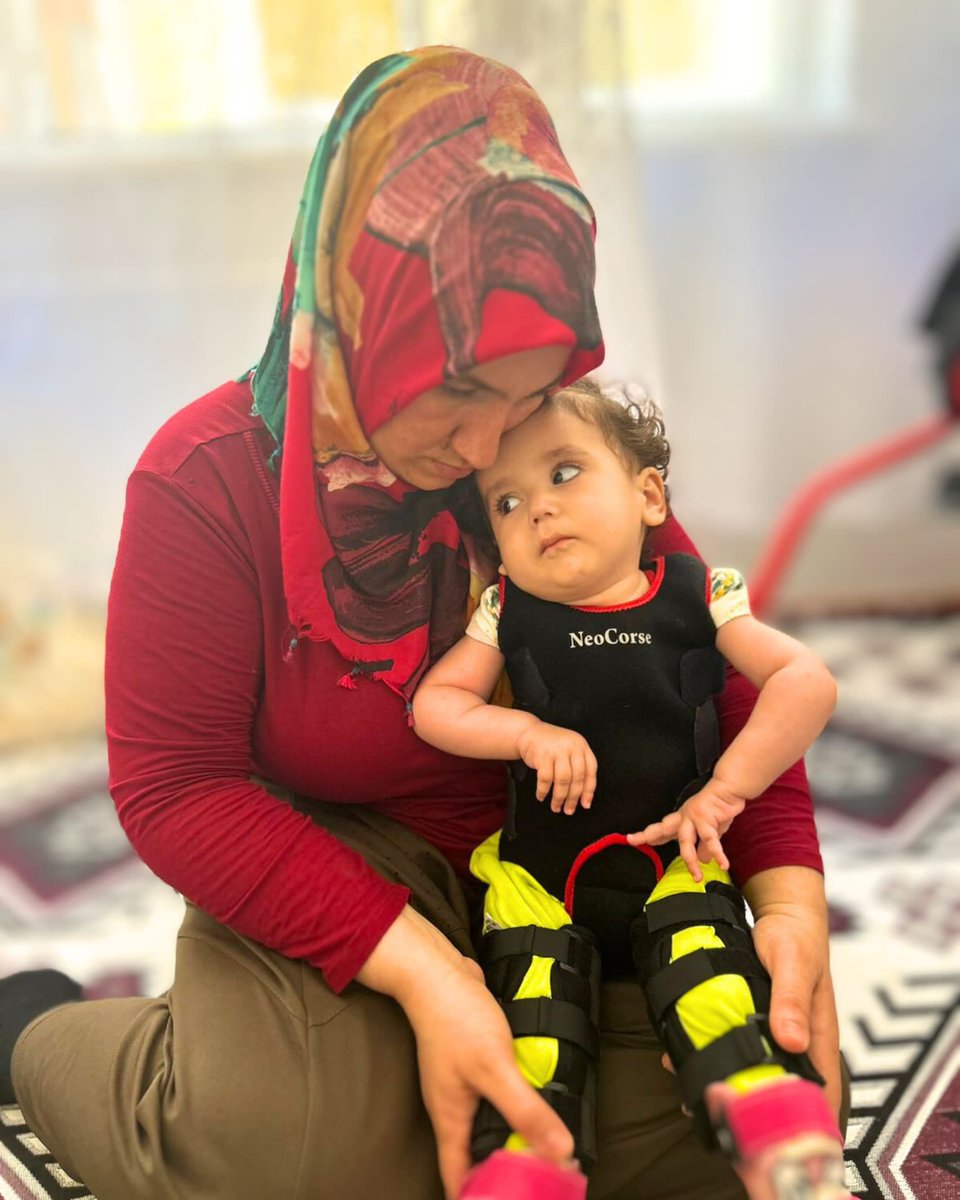 Ben hakkım olan ilacı alamadığım için ailemin gözlerinin önümde eriyip gidiyorum her gün ❗️
Hakkımı istiyorum ❗️
#suSMAdireniyoruz