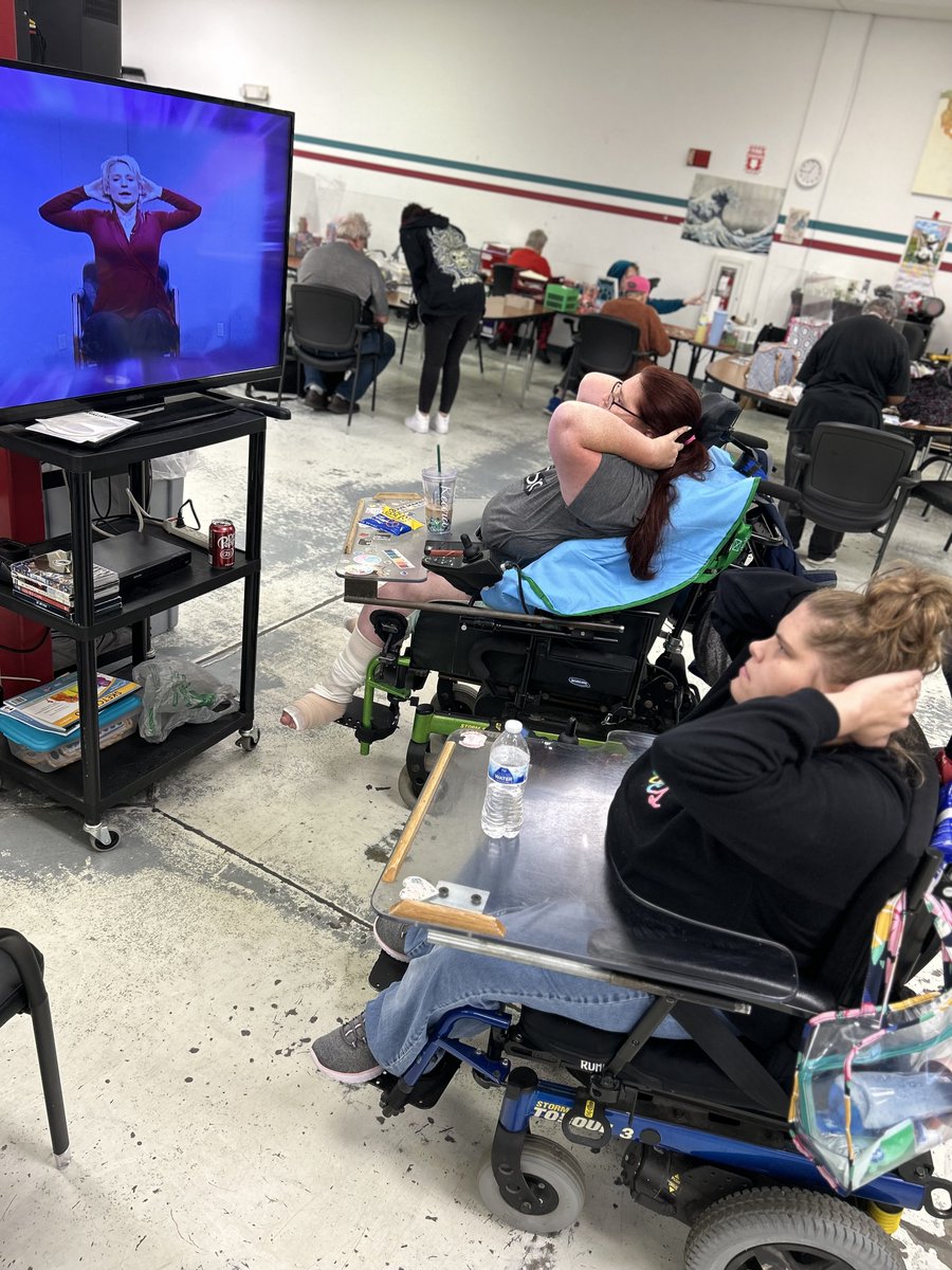 StarkeyInc's tweet image. Tami and Keara like to stretch it out in the Passport Program with some directed adaptive yoga poses.

#ExerciseForAll #HealthyLiving #DailyHabits