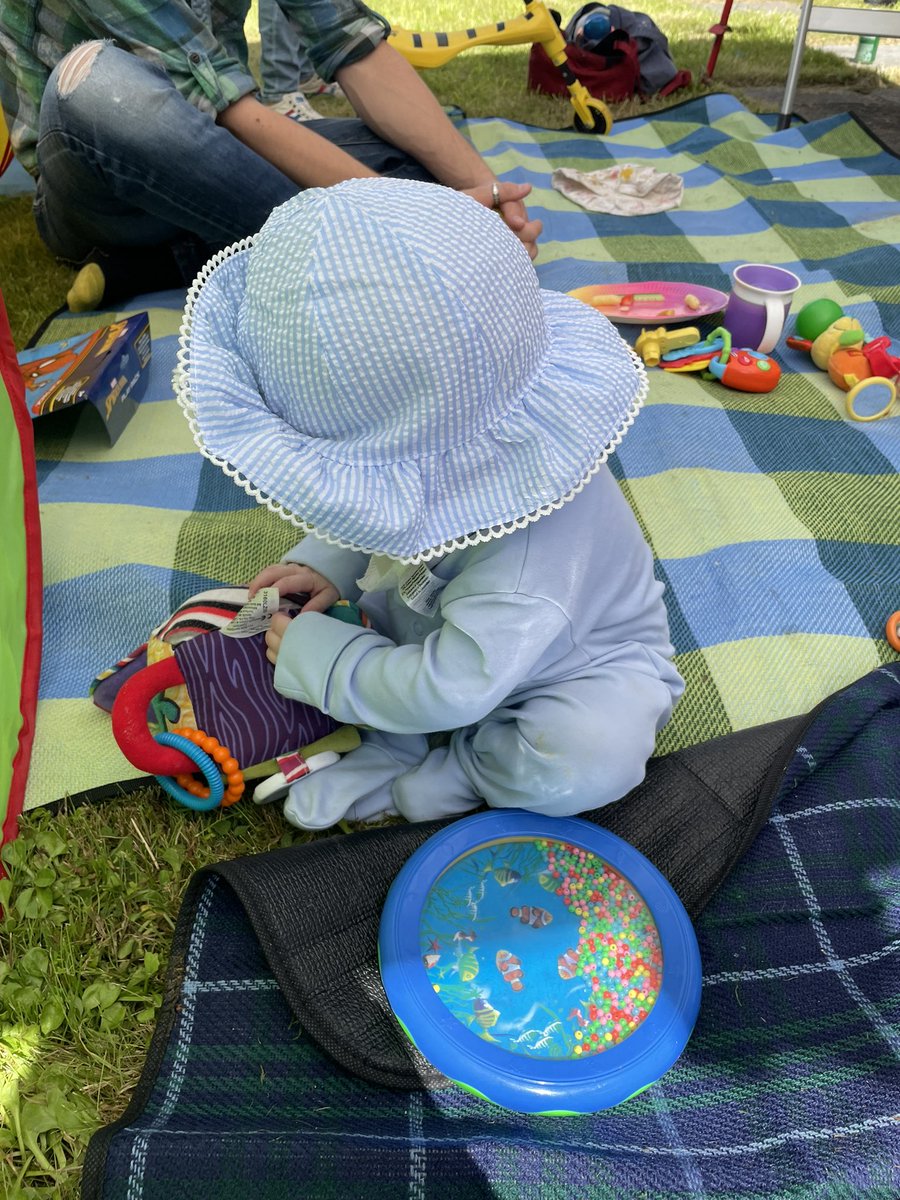 HistoryMissWest's tweet photo. I’m back!! Our little girl is 7 months, Twitter has changed names and I’m also now line manager for MFL…what’s next?
Hello everyone 👋🏼 can’t wait to network and share from September #returningtowork https://t.co/vXoUhqDkgQ