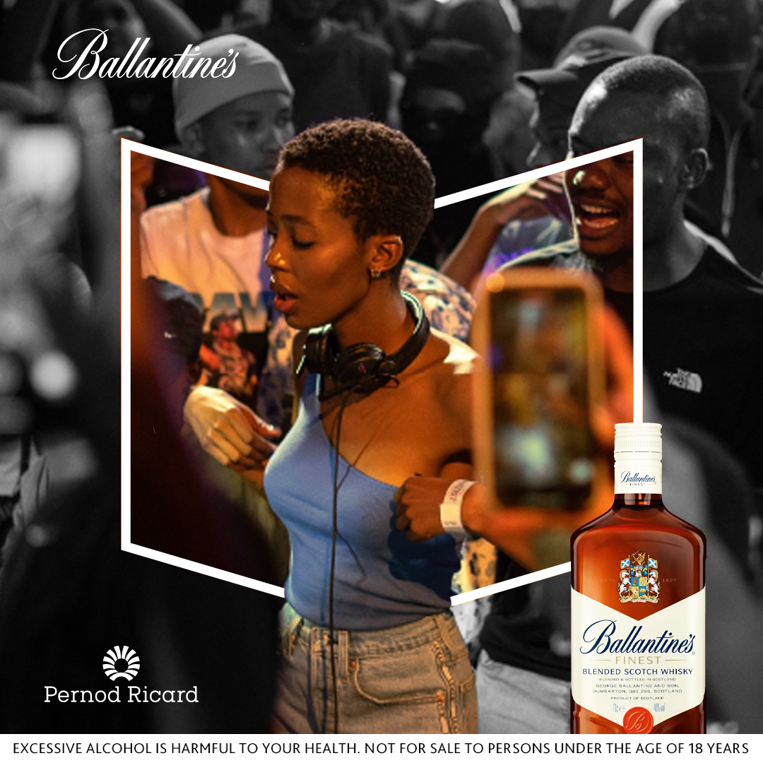 Ballantine's Finest Blended Scotch Whisky Scotland 1L