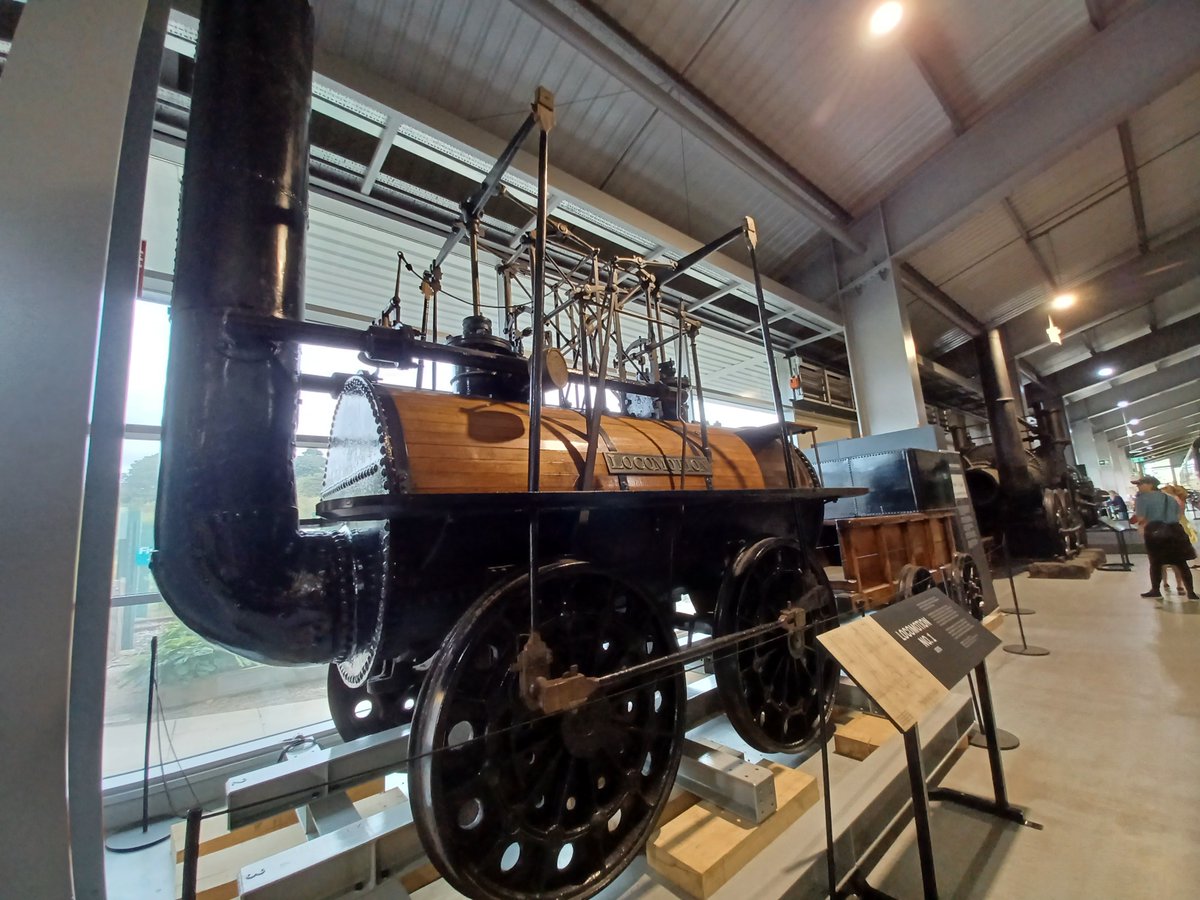 AJBellauthor's tweet photo. Saw some famous trains today. Nice. https://t.co/OI2JnPTR8e