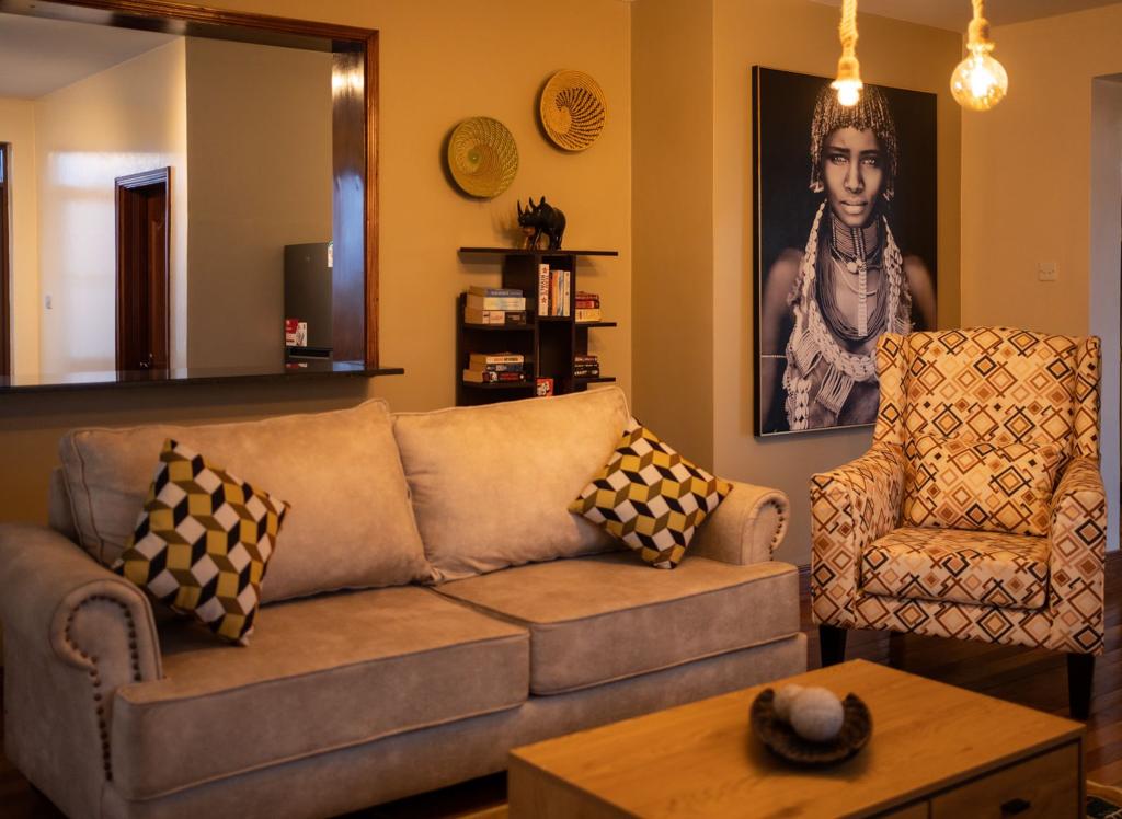 AfricaLuxit's tweet image. Exquisite 4-all ensuite bedroom residence, offering breathtaking views of Mount Kenya. 
 
#beautifulescapes #beautifulspaces #getawaydestination #getawawhouse  #luxitholidayhomes