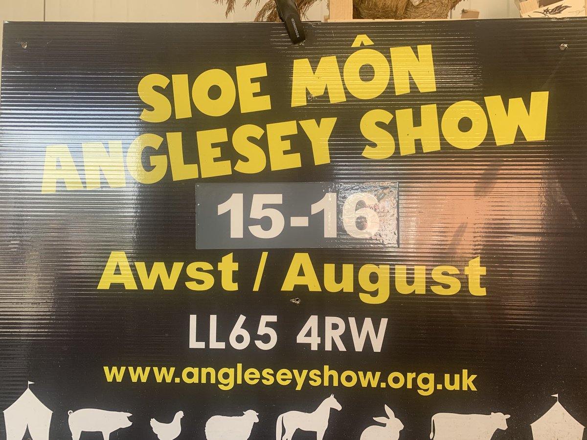TatwsTrading's tweet photo. Fantastic news we will be Attending Anglesey county Show next Tuesday & Wednesday on Mona Showground come & see the World Famous #Tatws fruit stall for amazing healthy fruit to munch around the Showground ๐ช๐ช๐ช https://t.co/T8YuQc4C7n