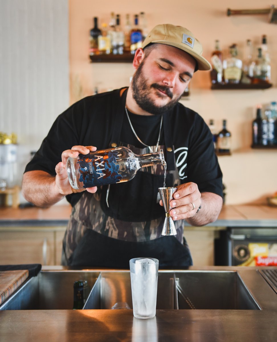 AxiaSpirit's tweet photo. Throwback our first Birmingham Cocktail Weekend! 🍸️ 🎶 ⁠
We had the chance to be teaming up with the infamous @passingfancies.bar team who have created a delicious serve with Axia Spirit, Strawberries, and Woodruff to mark the occasion.⁠
#AxiaSpirit #TwistTheRules https://t.co/0N3H0U57Bn