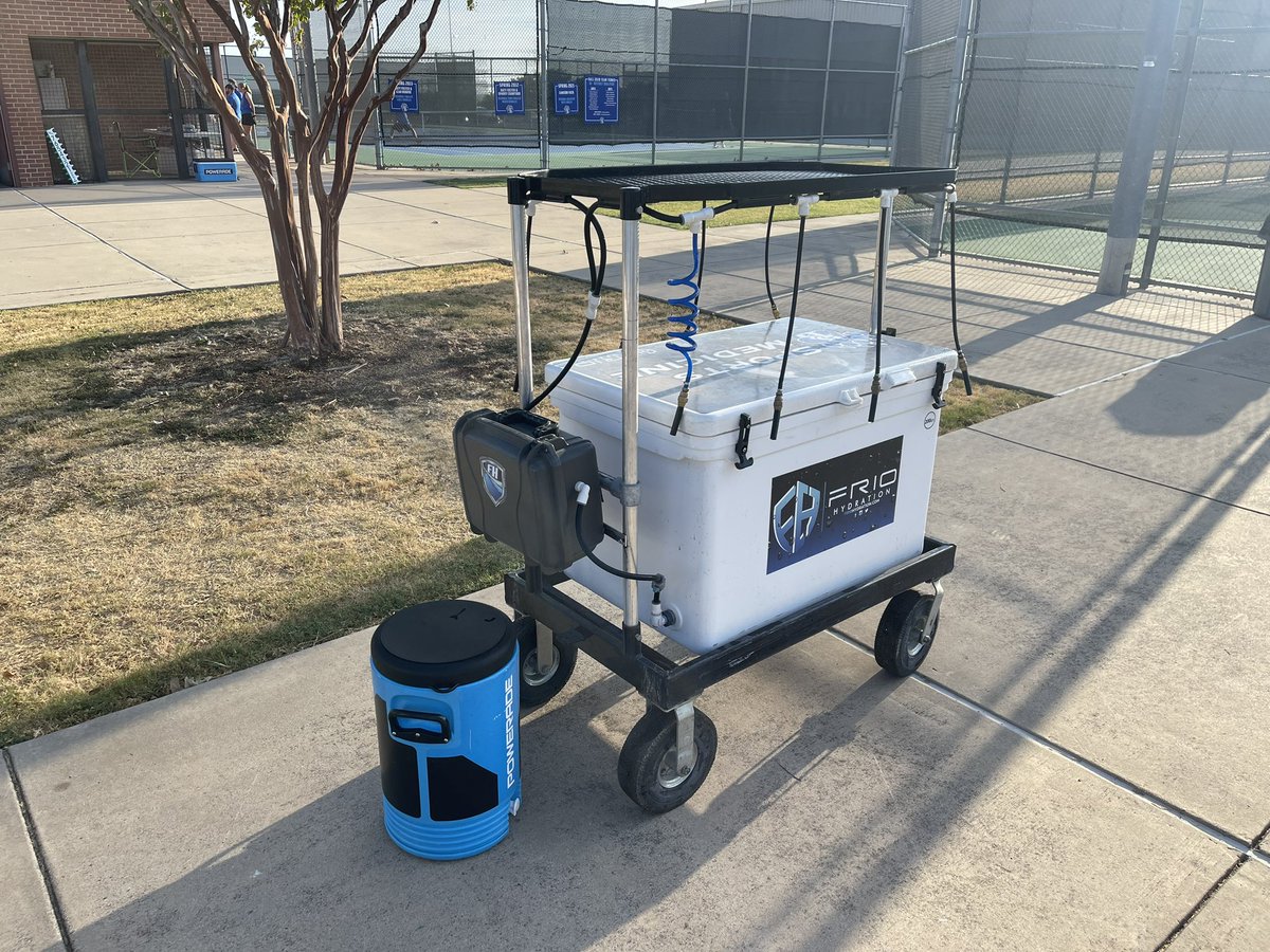 doc235AT's tweet photo. Working together to help mitigate the risk of heat illness is a team effort!
- proper EAP’s in place
- participating in cooler
parts of the day
- adding additional breaks
- being prepared
Heat stroke 100% preventable when using best practices! #GRIT https://t.co/jbz1tJub48