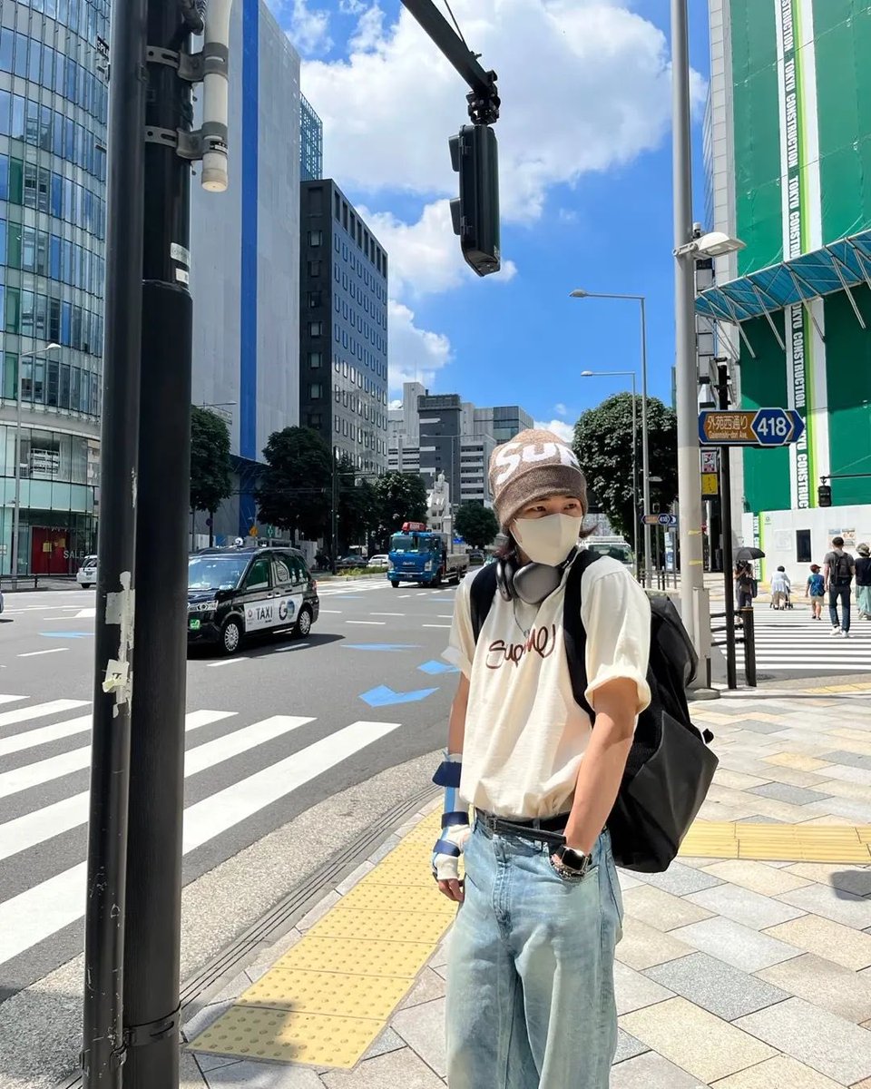 _03_20's tweet photo. 220730 10:46:22 

元気でね🤎
#lovestay #hootd

🔗 https://t.co/ZXVEaEytlA https://t.co/fecEDGWJBQ