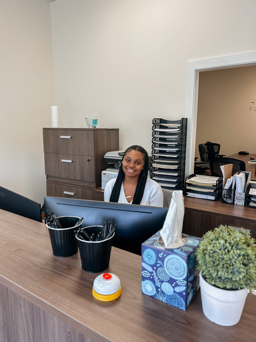 As we settle in to our new digs, our Front Office Coordinator Aleyah is ready and excited to help you! We take walk-ins between 9am and 3pm, remember our lunch hour is 12 PM to 1 PM! #ExpressEmploymentProfessionals #StaffingAgency #JacksonCounty #BarrowCounty