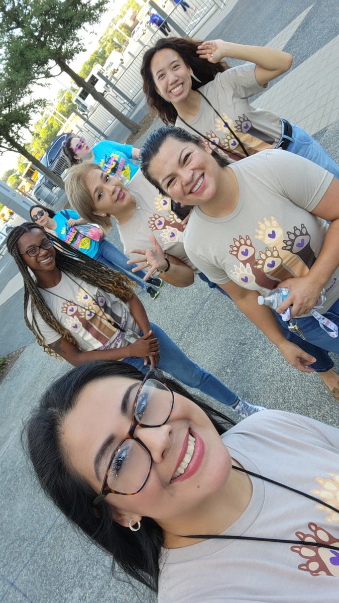 Ms_Jess_80's tweet photo. CONNECT Convocation 2023! We are Ready!! 🐻 🎉#ConnectArlingtonISD #GoodmanElem #GrizzlyProud https://t.co/iKSJV7VK7v