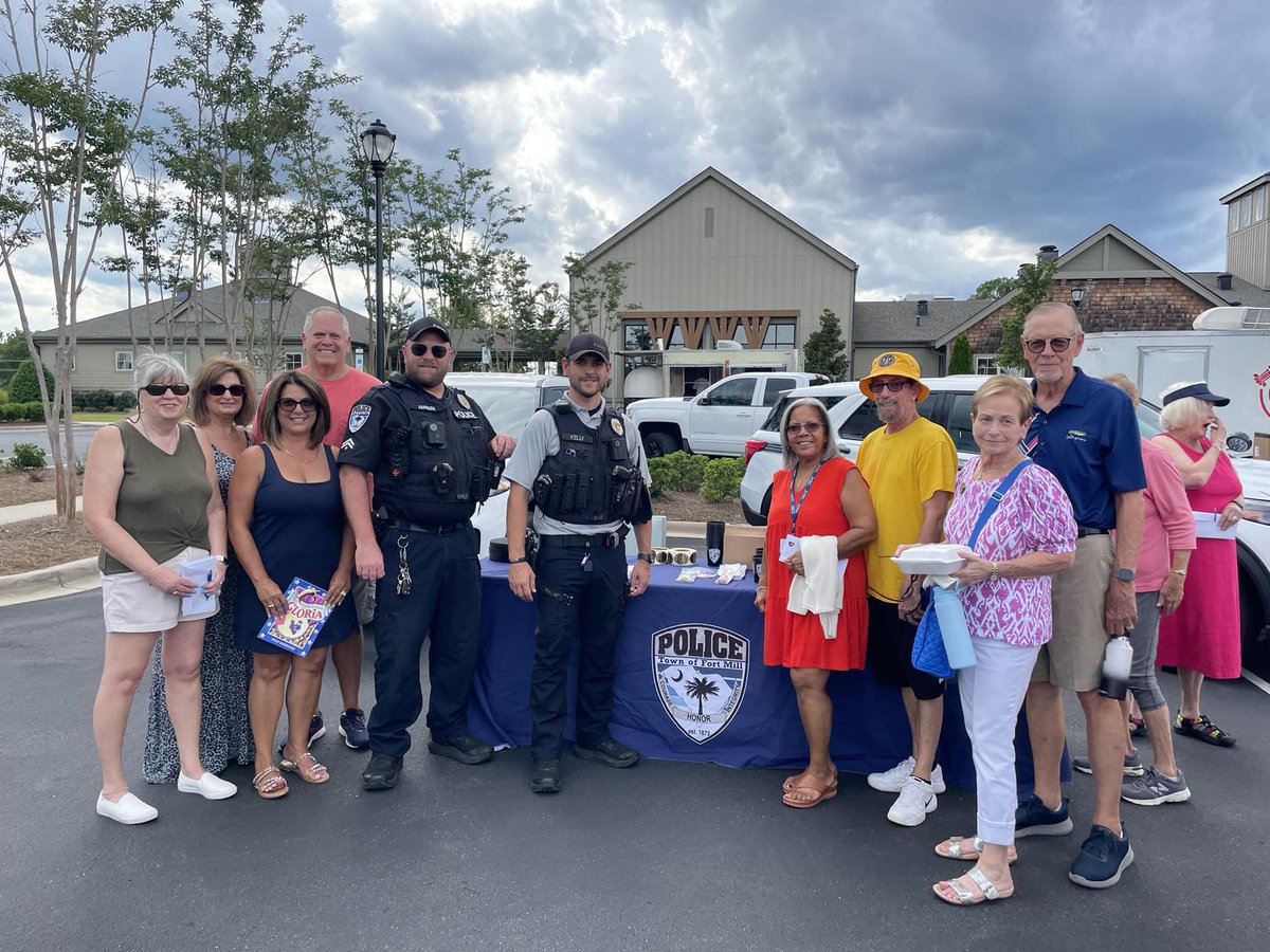 Fort Mill officers enjoyed meeting residents of the Carolina Orchards Neighborhood during their neighborhood safety night. If your neighborhood would like to invite officers to a community safety event, please reach out to Captain Bivins at 803-547-2022.