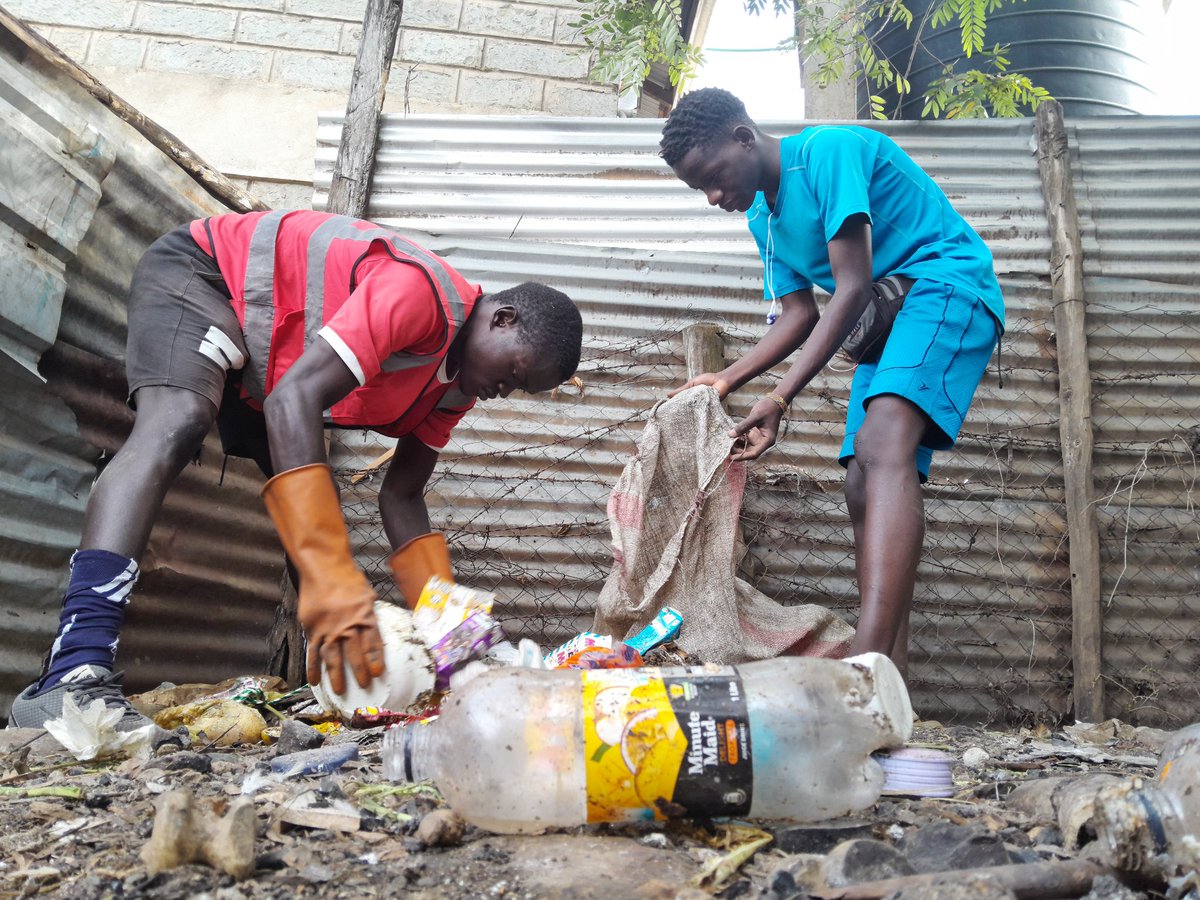 KJamtaka's tweet photo. A large percentage of waste pickers are youths and therefore it is very vital they are involved in the decision making processes that affects the waste picking business. As we gear up to the #IYD2023 we advocate of the theme "Green skills for youth: Towards a sustainable world" https://t.co/kee4J12nBu