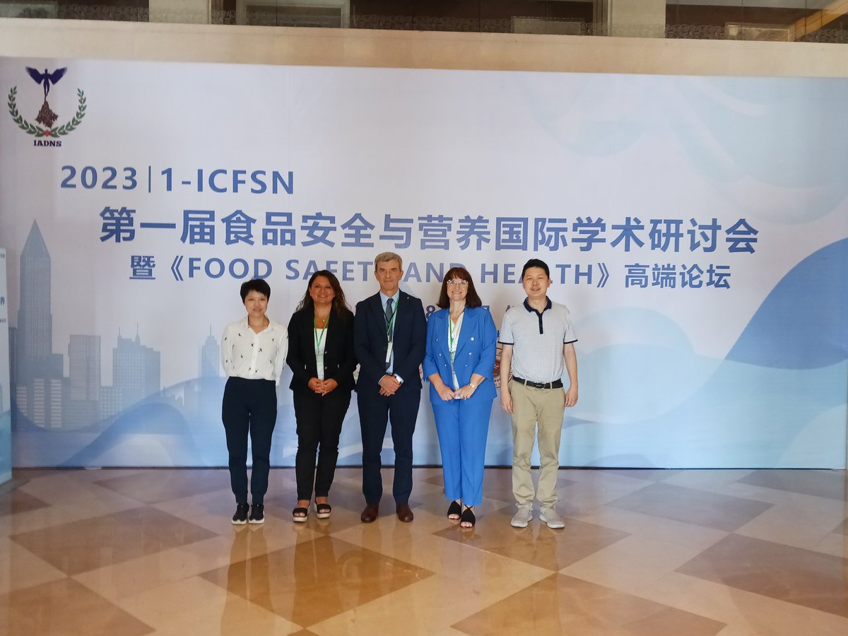 1st ICFSN in Zhenjiang has been a great success. First low quality pics but many others of high very soon. #Food #Safety and #Nutrition the first aims. #DHPSP #INPST @UnivPoliMarche @_atanas_ @FUNIBER @unic_cuanza @uneatlantico @UNINI_MX @wileyfoodsci @WileyGlobal