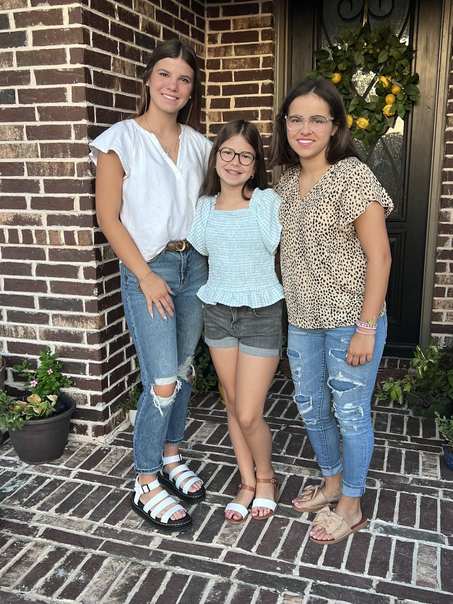 Meridith Hill tweet media