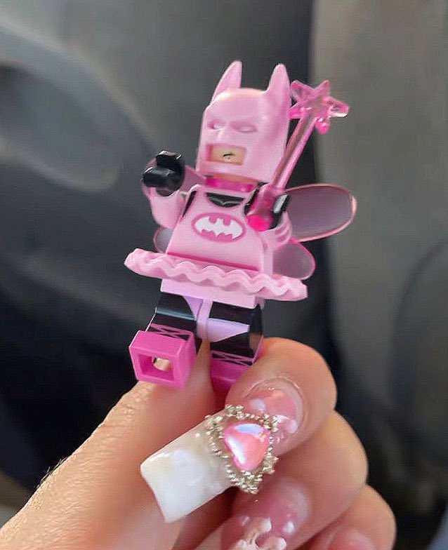 heartipink's tweet photo. pink lego batman https://t.co/2WGyRpqmjJ