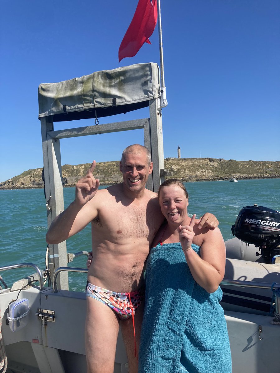 CoachTimSwim's tweet photo. BOOM!!! Cat Laird is an English Channel solo swimmer!! Smashed it in 10:05!! Awesome swim 🤙💪👊 @RedTopSwim @CSAswimmers https://t.co/maYy9Sgz7h