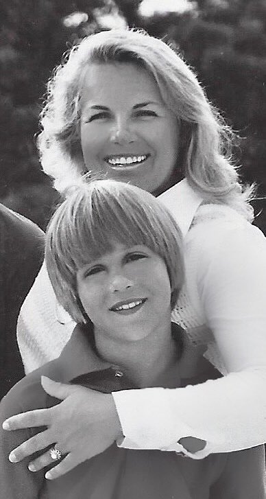 RobertNBCLA's tweet photo. Bye Mom.
Now reunited with your eldest child, watch over the three of us who remain behind and the three grandchildren you so adored. 
I love you,
Your youngest https://t.co/CB5piDCH6o