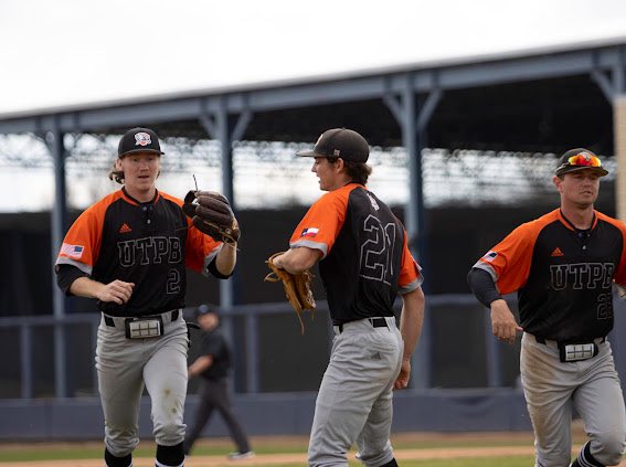 utpb_baseball's tweet photo. F is for Friendship or Falcons … 

#TheBasinBunch | #FalconsUp https://t.co/6dLj9vp6sD