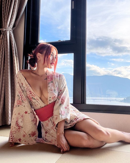 Yukata summer 🌸🪷 https://t.co/Ifx3s29xxv