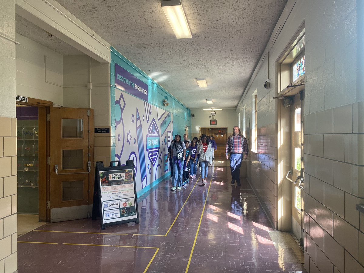 OlmstedSouth's tweet photo. First day at OAS means the annual @Ktschu03 tour. His 6th graders tour the school then create maps to show off their Social Studies skills. @ShelbyTidbits #STEAMatOAS https://t.co/63BYT854My