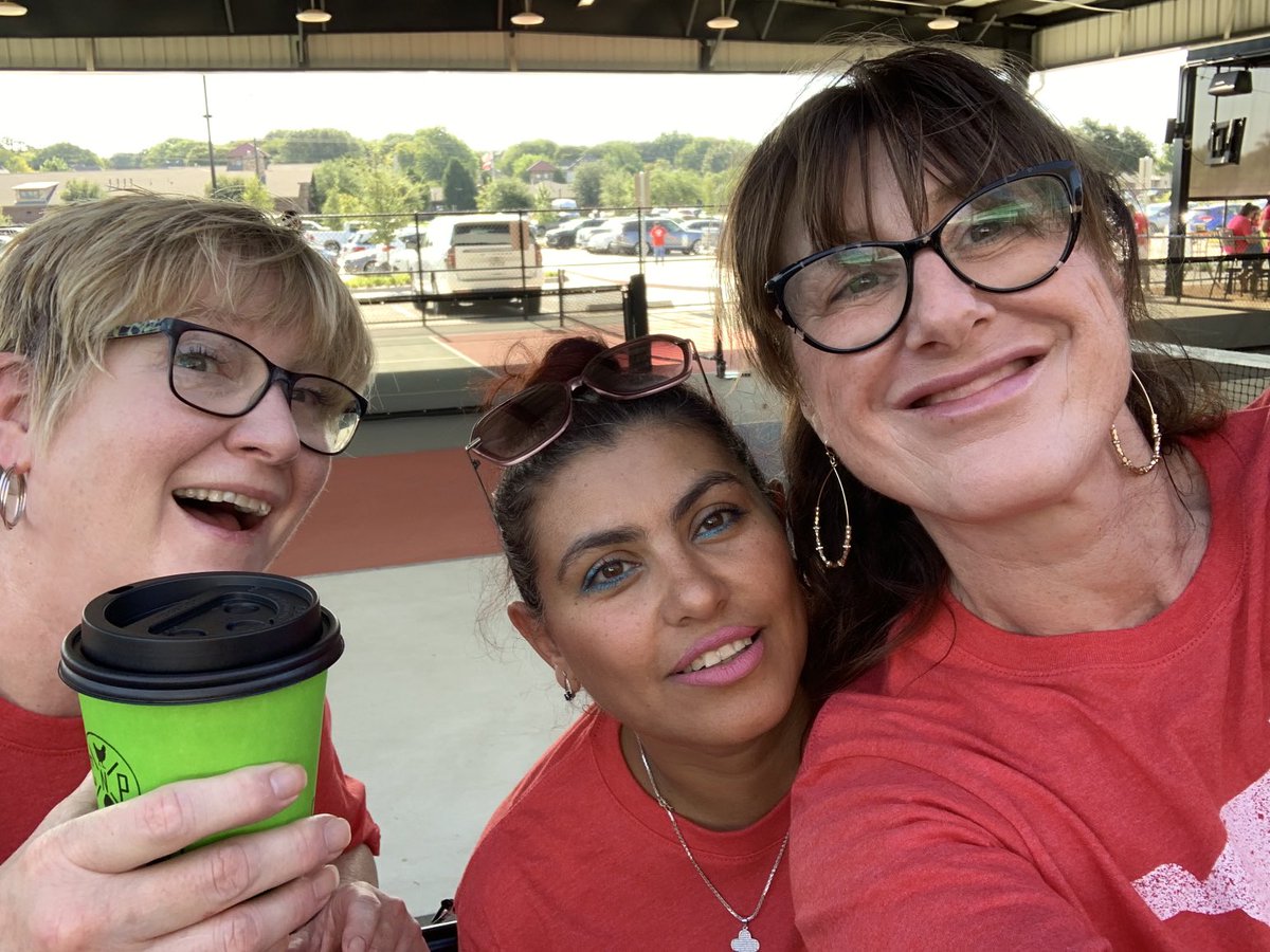 Convocation Day!
#preservetheherd #GHS #Rahrahrahmustangfight