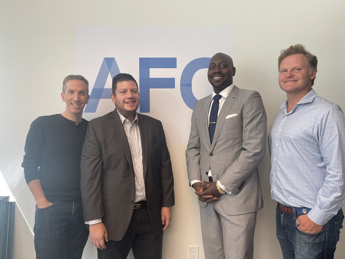 FintechPolicyUS's tweet photo. We love it when our members come to visit! #New #Office in #DC! @JNGarba @crossriverbank @Hoopes_Fintech @Upstart @ScottAstrada @Affirm https://t.co/xgATSfvIFw