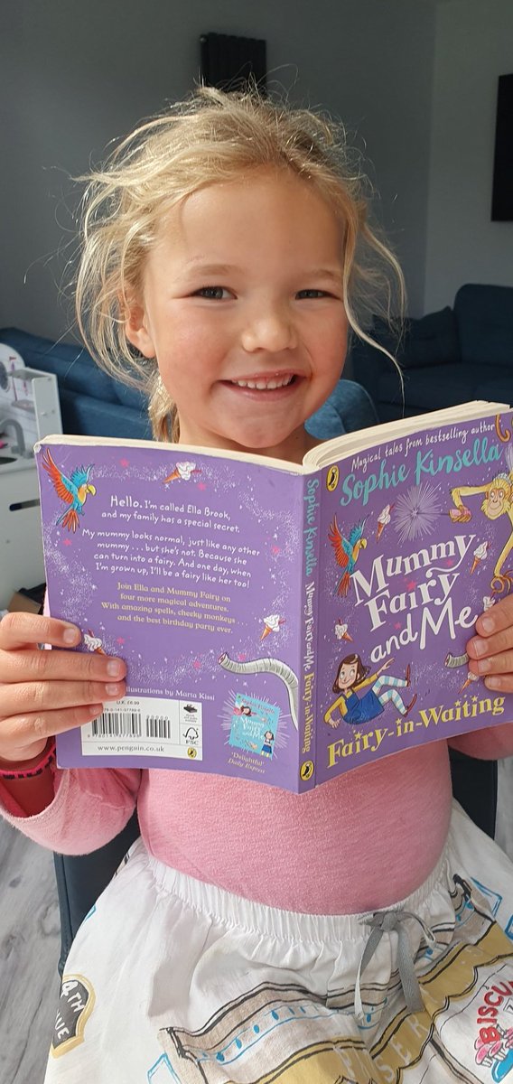 H84Caz's tweet photo. @SMagdalens Sophie is enjoying reading Mummy Fairy and Me 👩‍🏫📚 https://t.co/Q3rvul7oYx