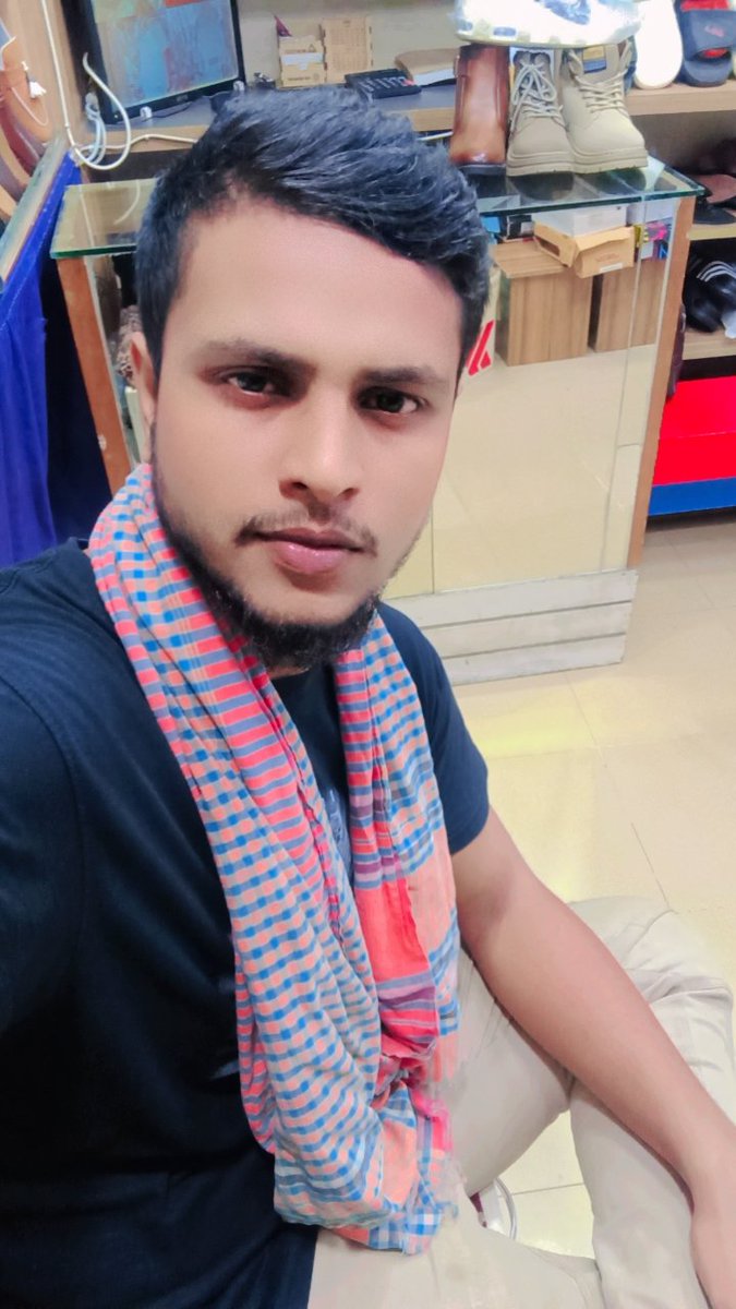 ariyan3250's tweet photo. কোনো শখের নারী পাইলাম না https://t.co/6IUbUp6aR0