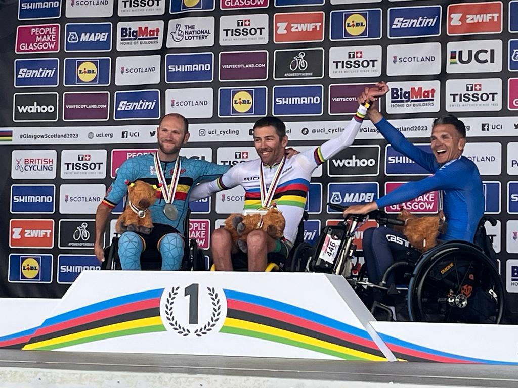 🥇🌈 Congratulations, Pieter Du Preez, on your  Time Trial victory at the World Champs! 🚴‍♂️🌍

With this win, your tally of rainbow jerseys now stands at an impressive 6. SA is behind you as you gear up for the RoadRace, aiming for that  7th World Title. 

<a href="/team_mzansi/">Team Mzansi</a> #teamSA