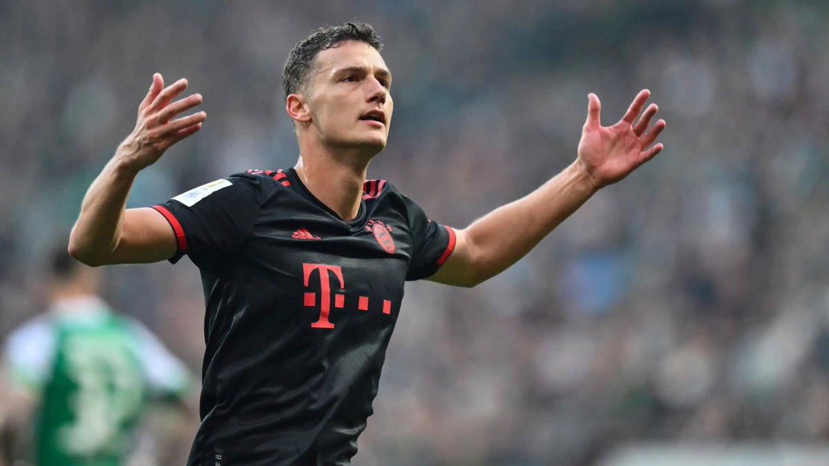 mufcMPB's tweet photo. 🚨 JUST IN: Benjamin Pavard would LOVE to join Manchester United - he is very keen on this move. #MUFC [@FabrizioRomano] https://t.co/ZAN0nvvZxg
