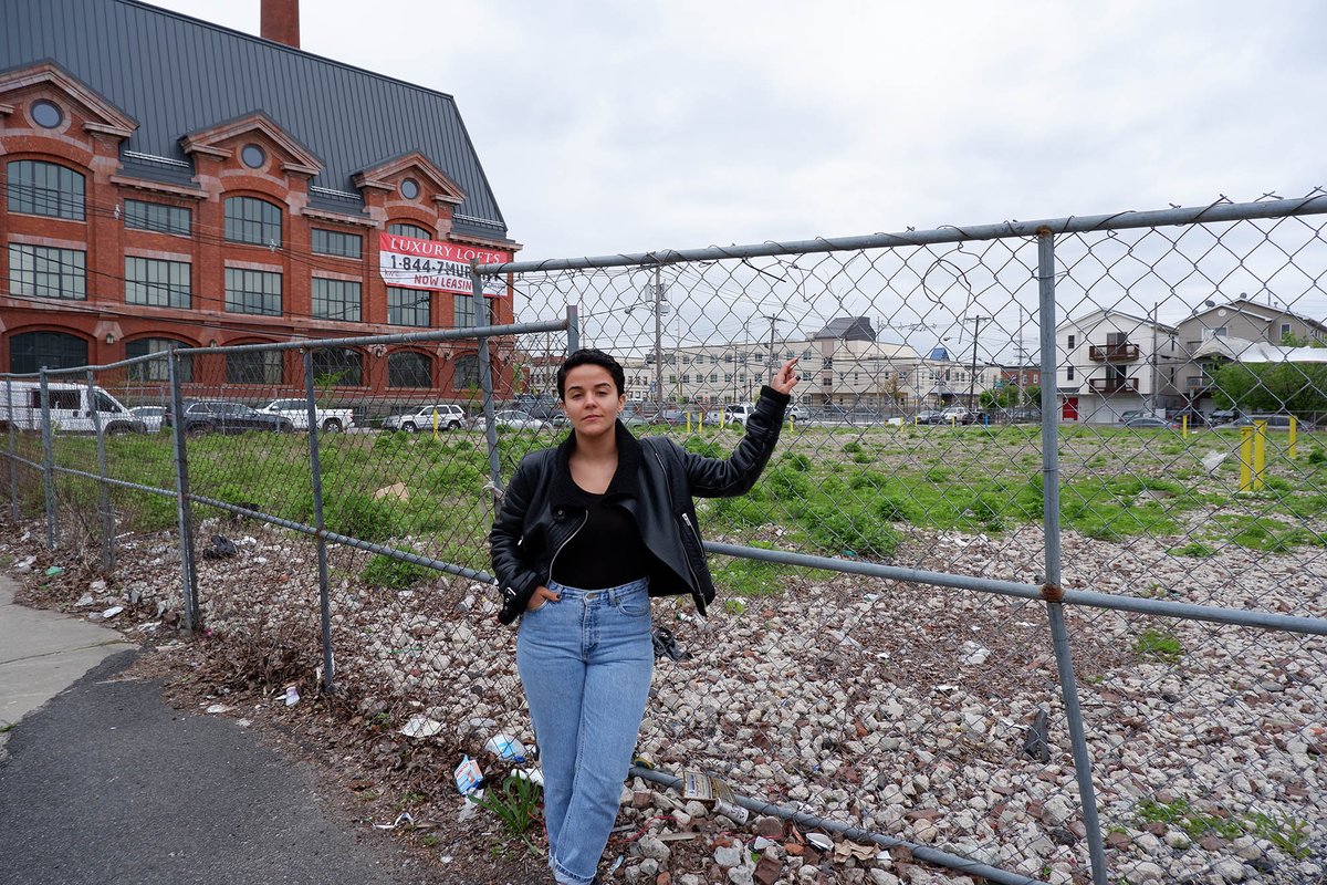 Today #TheSacrificeZone is screening in #Detroit at @Brownfields2023. Learn more brownfields and #environmentaljustice efforts in Newark at @NewestAmericans project Invisible Hazard at tinyurl.com/jv6r58kr and our film thesacrificezone.org @IronboundCC #Brownfields2023