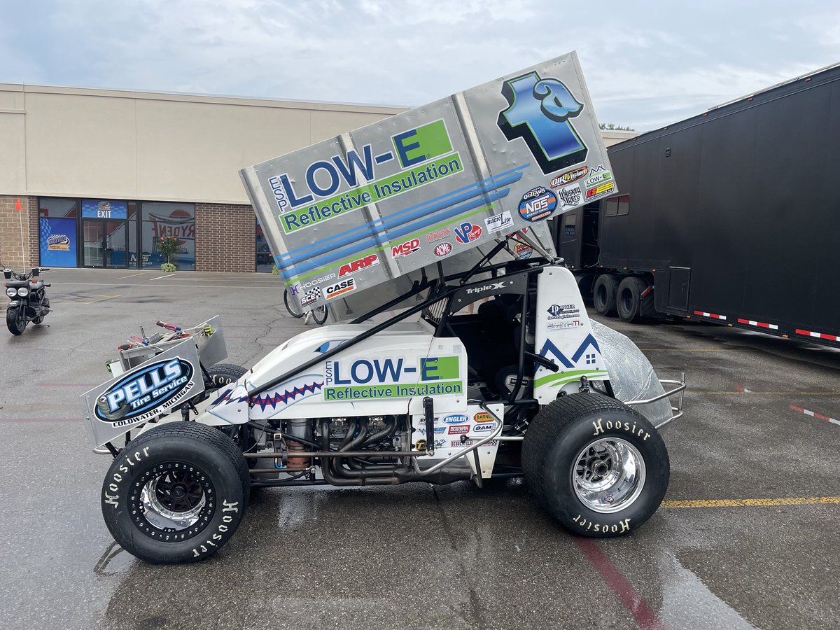 SharkRacing1a1s's tweet photo. Shark Racing has tabbed Chase Dietz of York, Pennsylvania to pilot the Low-E Reflective Insulation / Pell’s Tire Service No. 1a for the 62nd annual NOS Energy Drink Knoxville Nationals at Knoxville Raceway. Dietz will fill in for Jacob Allen and be in action tonight https://t.co/4tNUslwA9M