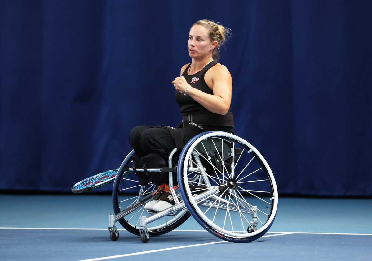 Earning her chance to play for a women's singles medal at the @EuroParaChamps 🙌 @lucy_shuker beats Nalani Buob (SUI) 6-3. 4-6, 6-2 to book her place in the semi-finals against second seed Aniek van Koot in Rotterdam. #BackTheBrits 🇬🇧 | #wheelchairtennis | #EPC2023