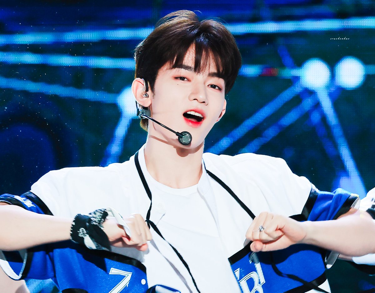 궁극의 아이돌 사마 ✨

#장하오 #ZHANGHAO #章昊
#ZB1 #ZEROBASEONE #제로베이스원