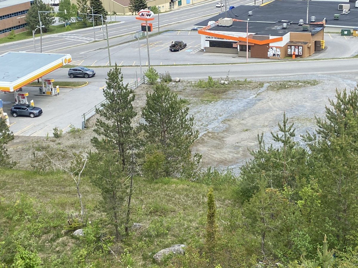 derekjlayman7's tweet photo. Views of the harbour! Commercial Acreage (1.95 acres with Light industrial Zoning)  in Corner Brook! High exposure, High visibility across the Street is A&amp;W, Subway, Little Caesars &amp; walking distance to NLC and Supermarket! MLS 1259677
Royal Lepage NL Realty https://t.co/61NSSvrF1R