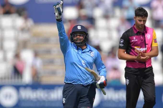 sportz_point's tweet photo. A crazy knock from Prithvi Shaw in RLODC.

244 runs from just 152 balls including 29 fours &amp; 11 sixes in RLODC, A knock to remember, his 2nd List A Double Hundred, happy to see him back to his best.

#PrithviShaw #RLODC #CricketTwitter https://t.co/PRalYTWUt6