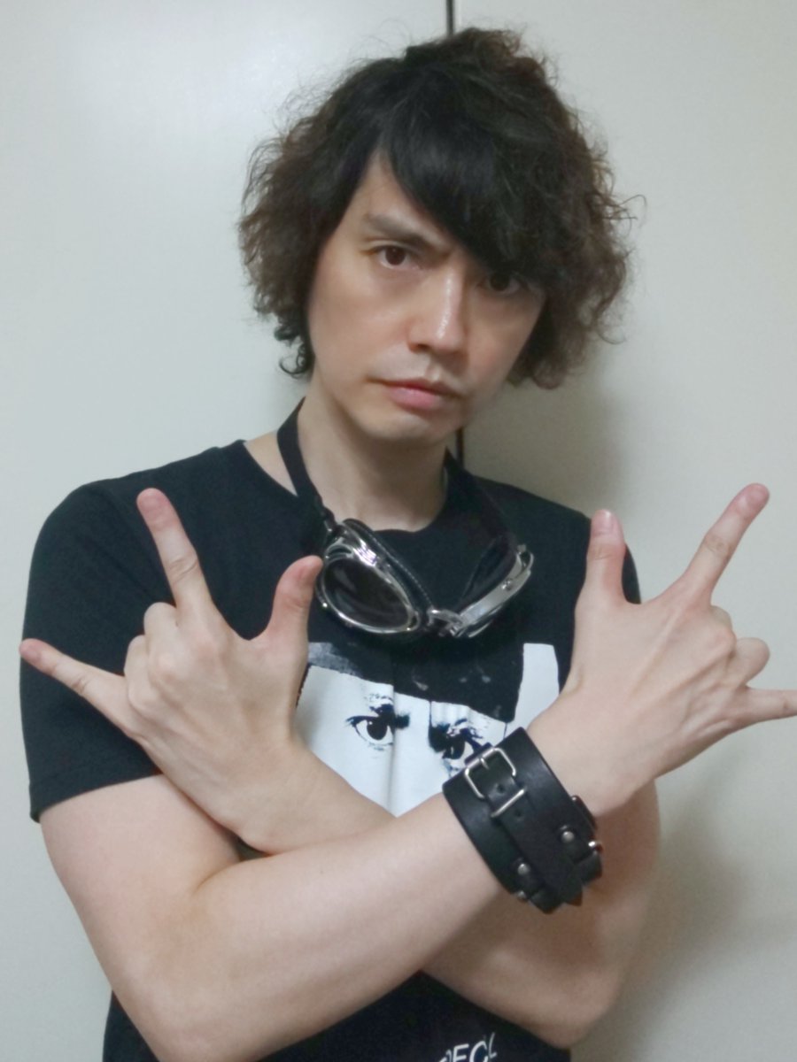 kohei__murakami's tweet photo. バード！バード！バード！バード！
8月10日はジュウオウ「バード」の日！
さあ！本日のPM8時10分には、バードコールツィートで盛り上がりましょう！！
さらに8月10日は焼鳥の日でもある！
飲んじゃいましょう！
早いものでもう7年！あと3年で10周年ですよ！ https://t.co/a24ewan6Xl