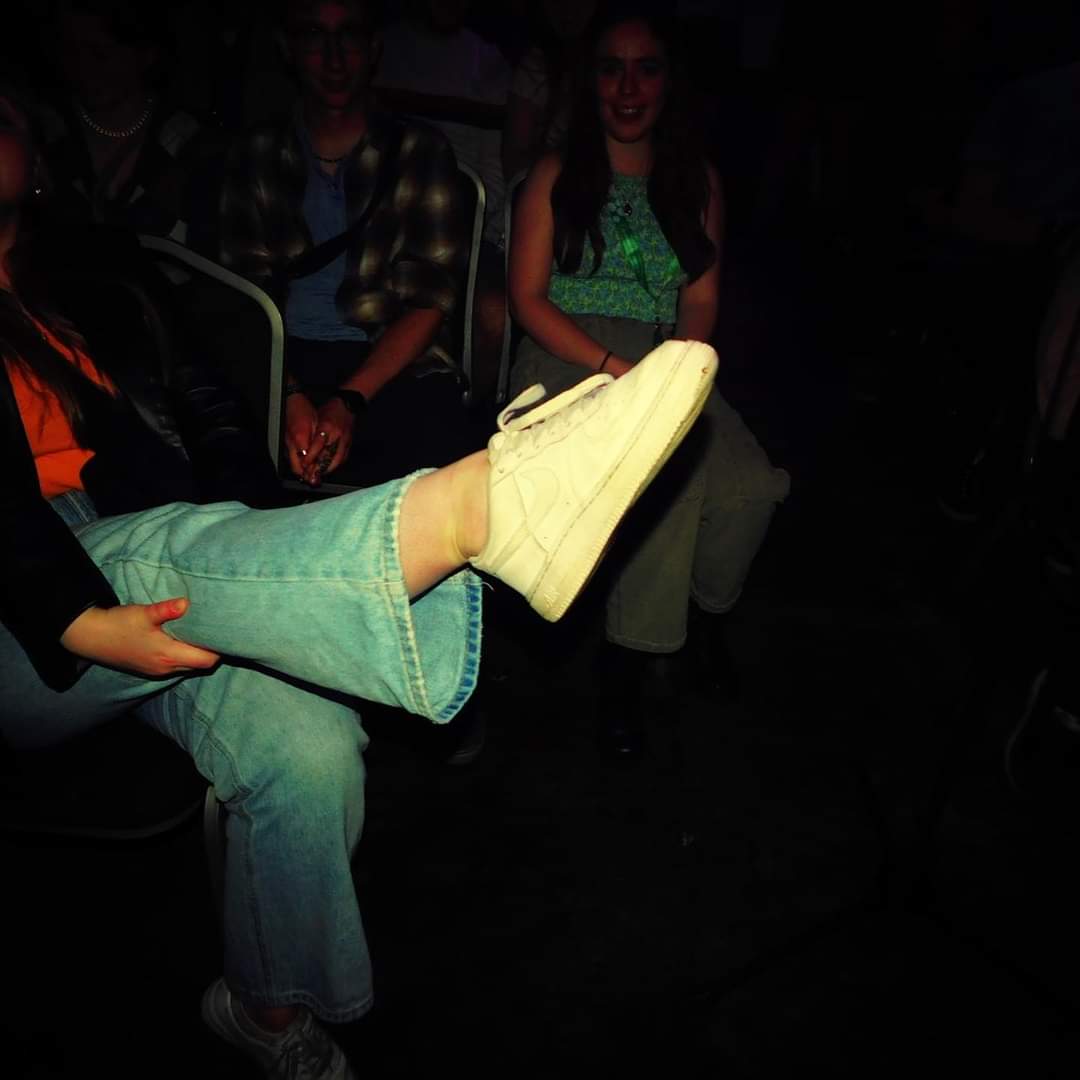 NevermoreHorror's tweet photo. More audience feet pics from last night's "all stars" edition of Serial Killer Cabaret.

Two more chances to get your shoes snapped by our in house photographer Jerry Brudos on the 11th or 14th

Tonight, 'Femme Fatale' edition is back. https://t.co/YkCP3Rf66m
