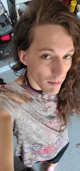 Good morning nonhumans 💜💖 https://t.co/yKn9br307B<a href="/tag/newprofilepic"class="tags"><span>#newprofilepic</span></a>