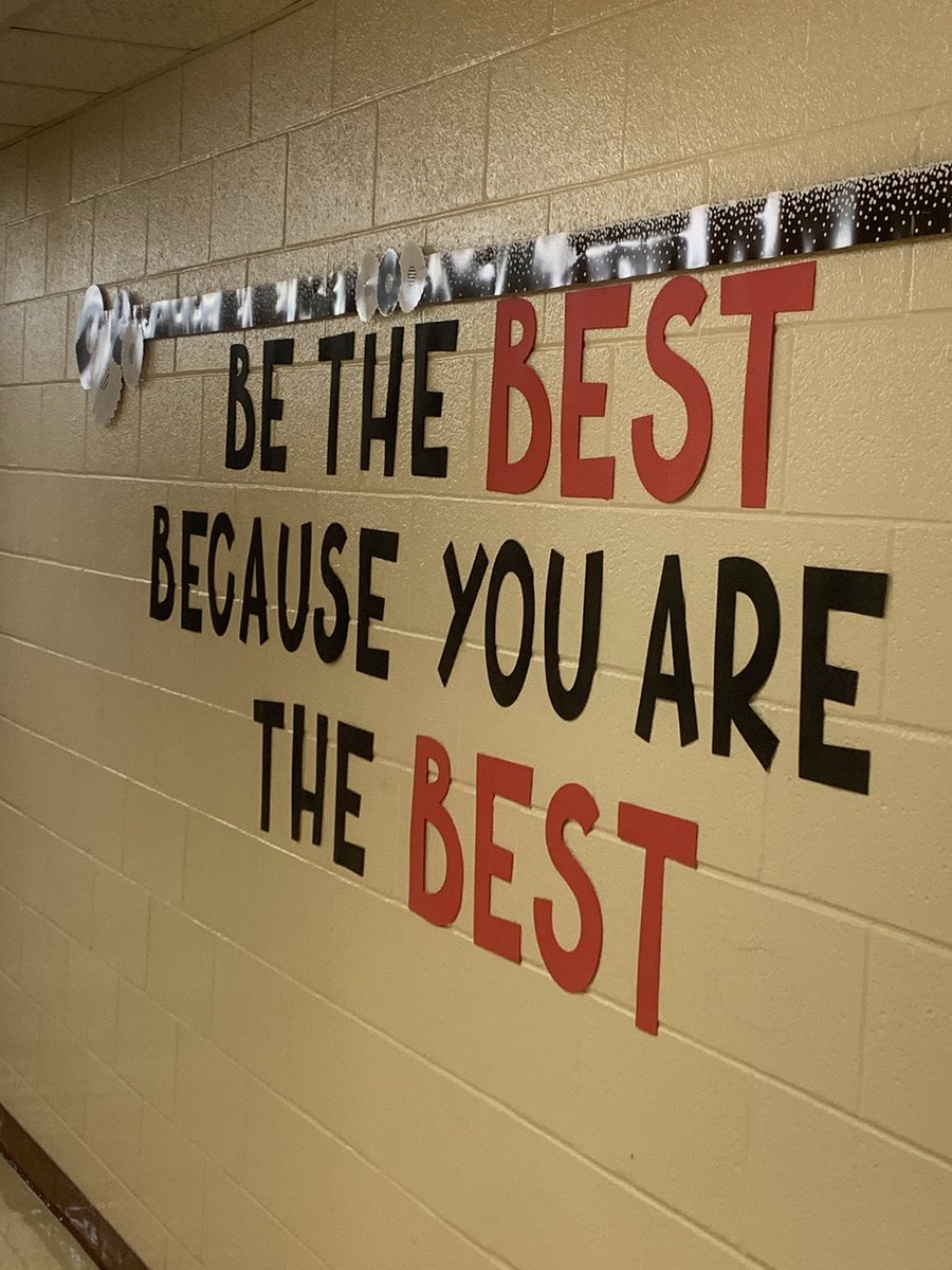 Amazing morning at @CCISDHoustonES! Smiles, hugs,fist pumps & high fives. Houston staff fills the school with joy this first day ❤️❤️ they truly love their students❤️school looks amazing, shout out to custodial staff, teachers hallways are so engaging @CCISD @CCISDIT @CJFern711