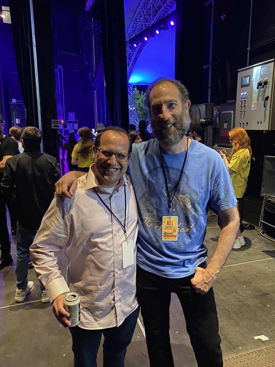 EliLebowicz's tweet photo. Had a blast performing at the @chosencomedy last night in Coney Island in front of a few thousand Jews. Was also great to meet some pretty legendary comics. Thanks to @StandUpNY @ElonGold for having me on the show. https://t.co/Bakqb2KkCW