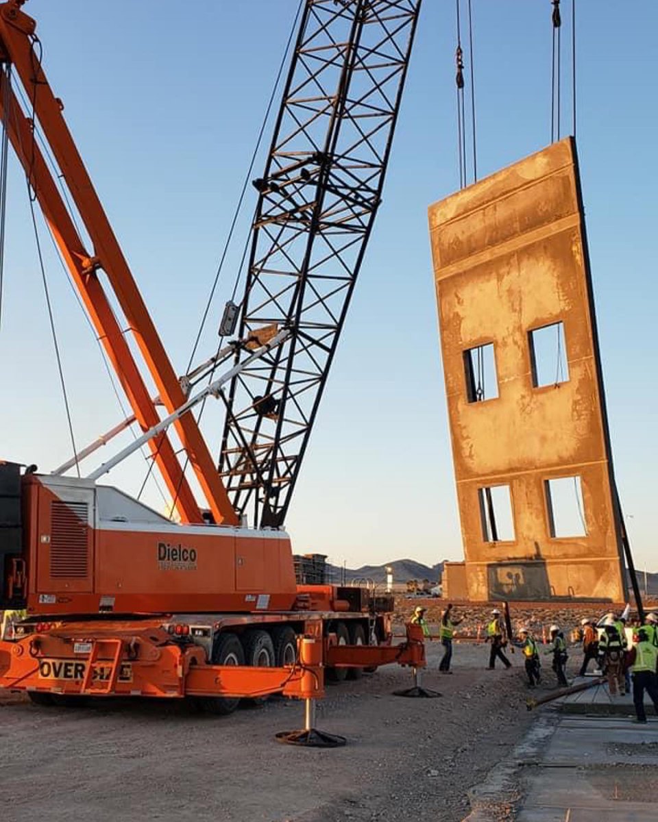 _LMConstruction's tweet photo. Client satisfaction is our ultimate goal. We believe in open communication, understanding your needs, and working together as a team to achieve success in record time.🤝

💻 https://t.co/sOLizTASkO https://t.co/DXofWxCvjG