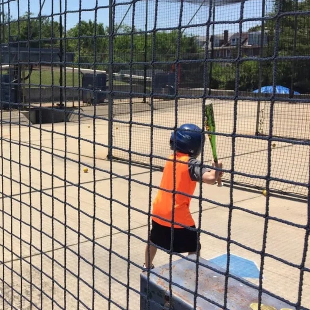 TeesGolfCenter1's tweet photo. At Tee's Golf Center, we take pride in our credentials and mission to provide the best golfing experience in town. From our state-of-the-art driving range to our professional batting cages, we're dedicated to offering top-notch facilities for all skill levels. https://t.co/rJbDStobCW