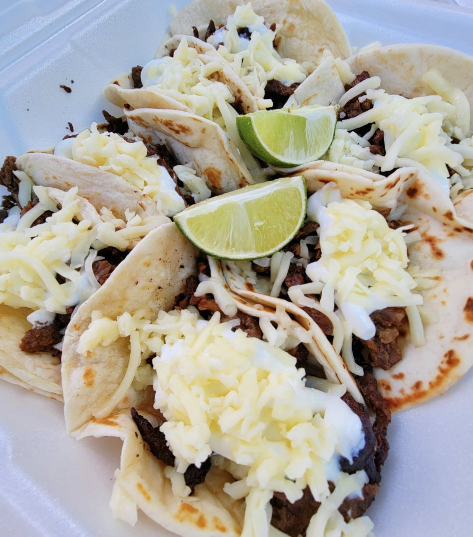 Mexican food all day, every day! That's what you can get at Cocina Mexico Lindo 🌮 You can catch them out today from 10am to 11pm at Aloha Mall 

📍 18687 SW Tualatin Valley Hwy, Beaverton, OR 97006