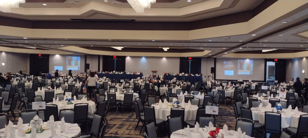 texasmackay's tweet image. Ready to welcome the over 350 new @ClearCreekISD teachers. It's game time #ccisdmvt