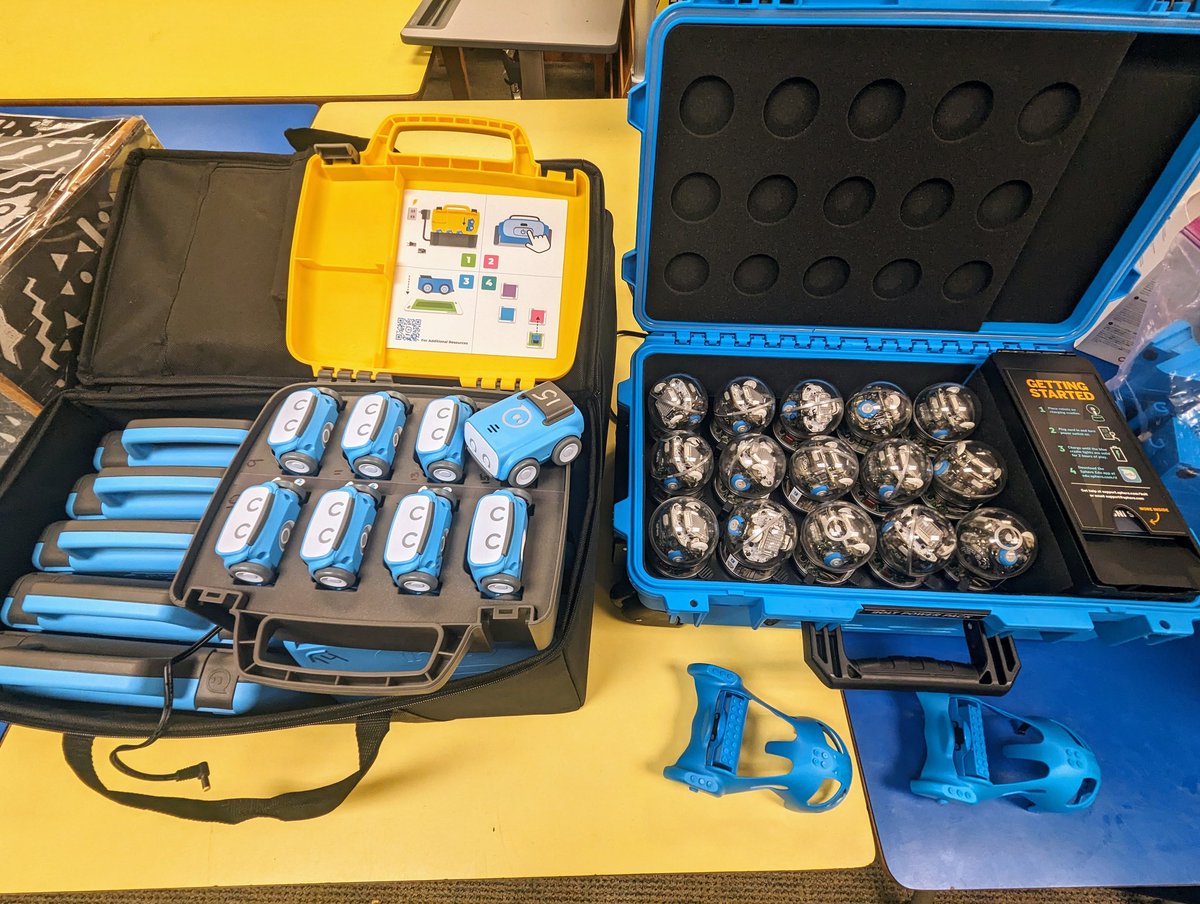 MsBrombacher's tweet photo. I am blown away by all of the technology that I have available at my fingertips! 🤯 I am BEYOND excited to get into the classroom! 🥳 Do you have a favorite?! #PPStrt #sphero #spherobolt #spheroindi #osmo #ozobots #codeandgomice #botley #mergecube @PortsVASchools @HodgesManor https://t.co/AGtUUgLFor