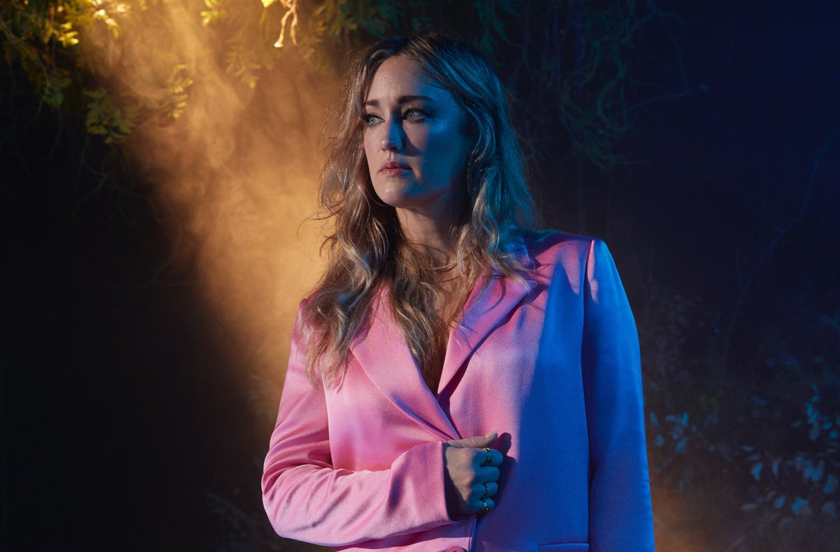 critroleladies's tweet photo. happy birthday to our wonderful and beloved ashley johnson!!! https://t.co/0GZGDnWFMn