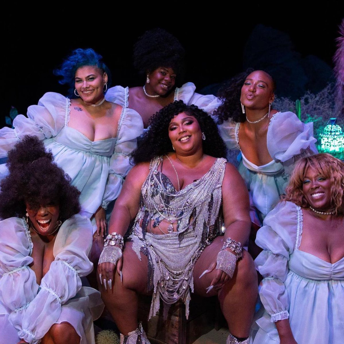 PopTingz's tweet photo. Lizzo faces sexual harassment allegations from six more people. https://t.co/QnrsrBNF9x