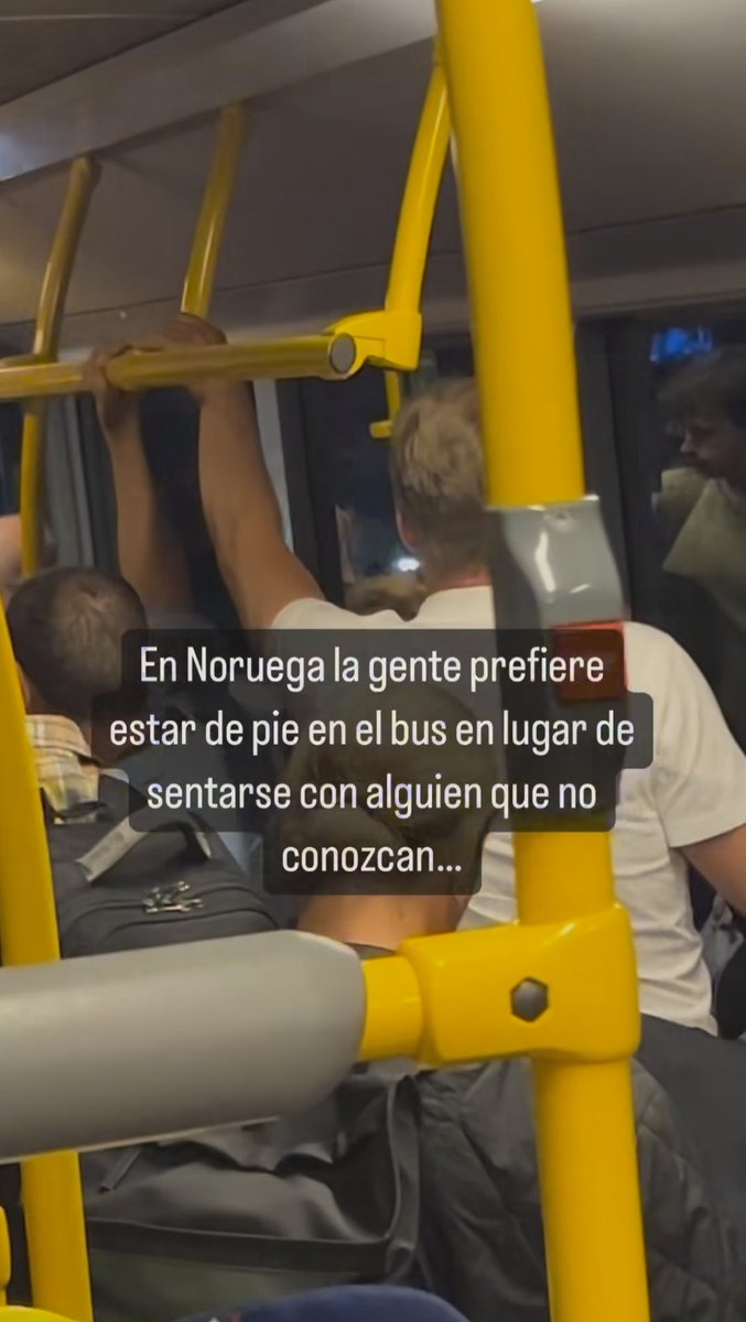Pinturicchia13's tweet photo. Y los de Valladolid también. https://t.co/g2SRDvfuIU